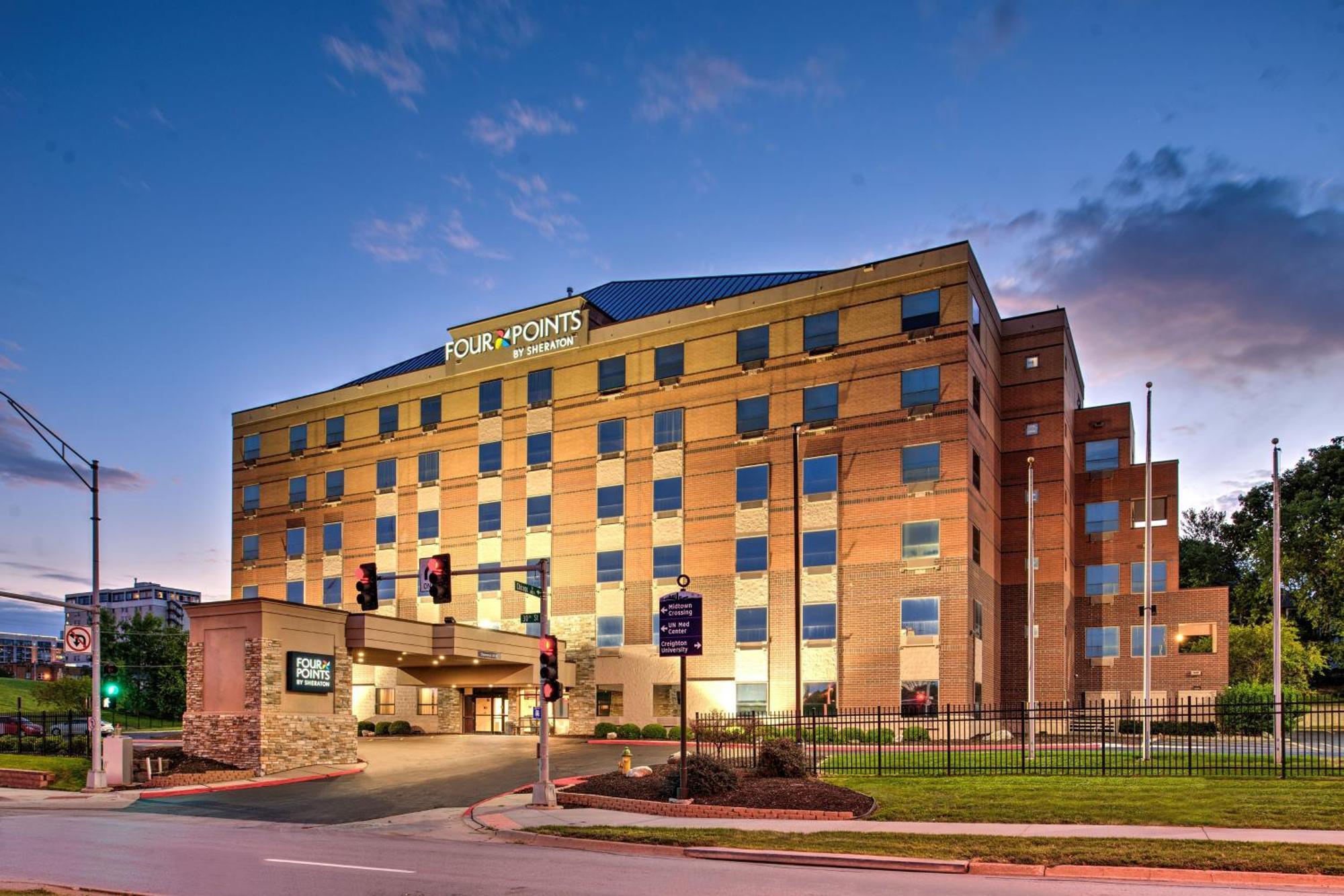 Four Points By Sheraton Omaha Midtown Экстерьер фото